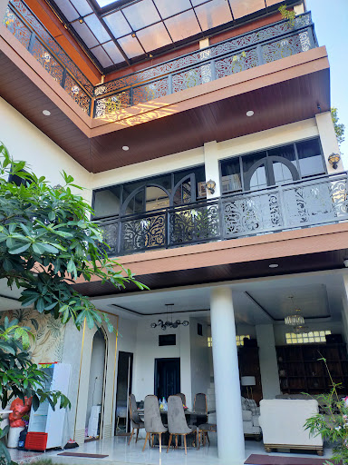 Villa Adiwinoto