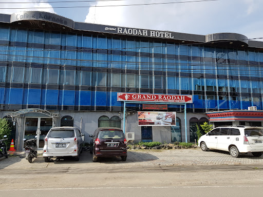 Grand Raodah Hotel