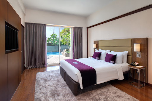 Premier Place Hotel