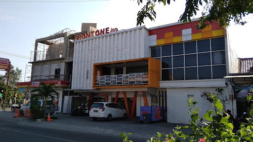 Front One Inn Sidoarjo