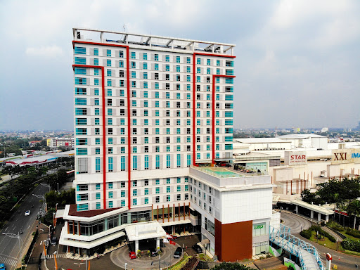HARRIS Hotel & Conventions Bekasi