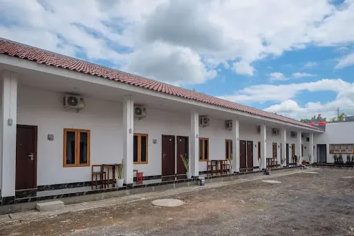 RedDoorz Plus near Alun Alun Kota Blora