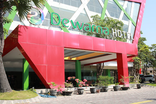 Dewarna Hotel & Convention