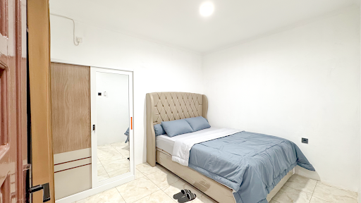 Aura Guest House (Bontang)
