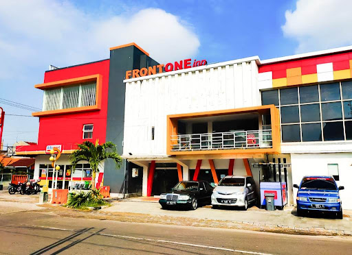 Front One Inn Sidoarjo
