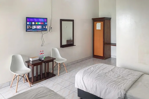 Hotel Pelangi Merak