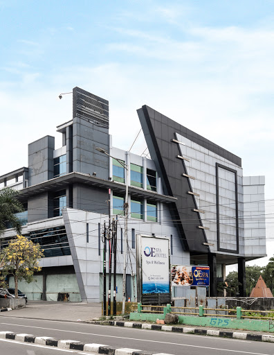 E Hotel Medan