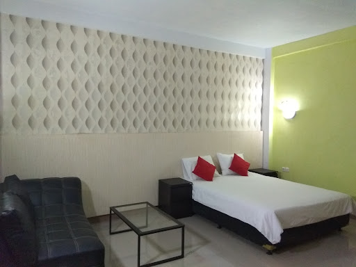 HOTEL 512 GEULIS
