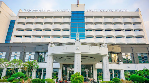 Sunlake Waterfront Resort & Convention Jakarta