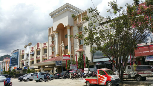 Le Premiere Hotel