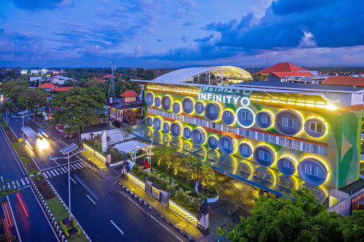 INFINITY8 BALI