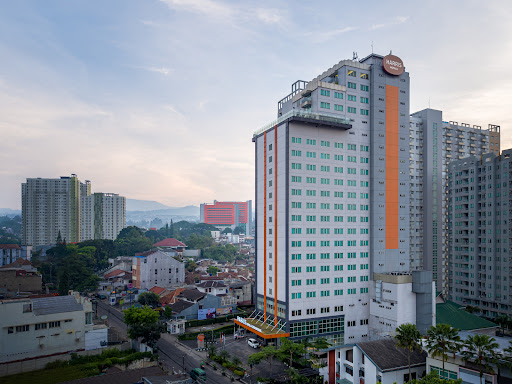 HARRIS Ciumbuleuit Bandung