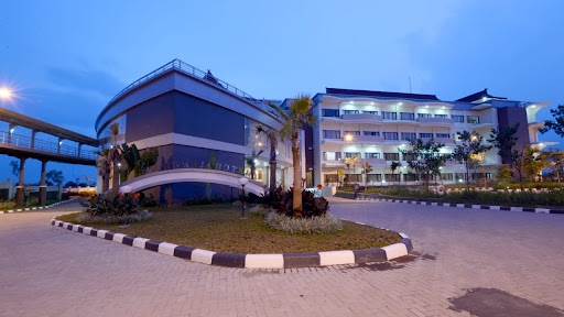 Sutan Raja Hotel and Convention Centre
