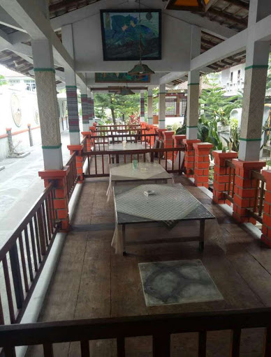 Rumah Makan dan Penginapan Telaga Indah