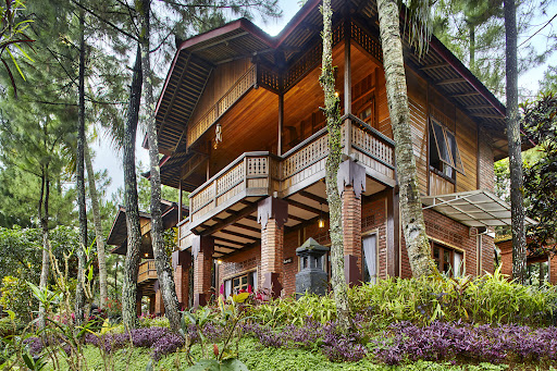 Jambuluwuk Convention Hall & Resort Puncak