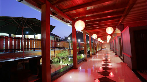 Pazia Exlclusive Karaoke & Hotel