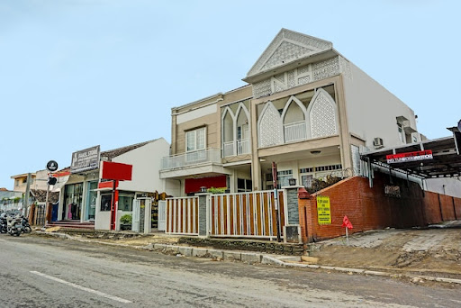 OYO 91812 Nh Kost Syariah