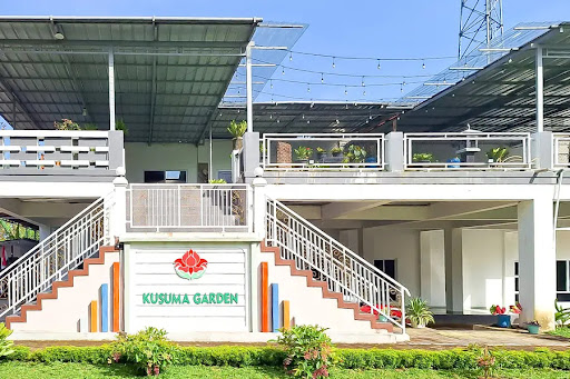 Urbanview Hotel Kusuma Garden Cianjur