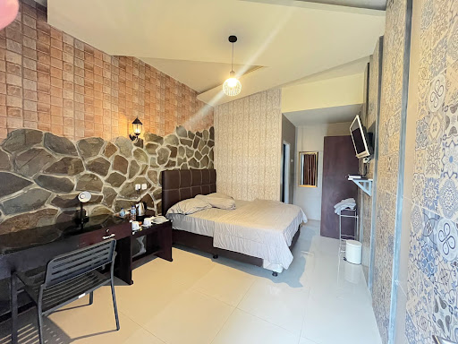 NeeZee KOSTEL Indramayu