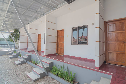 RedDoorz Plus near RSUD Majalengka.