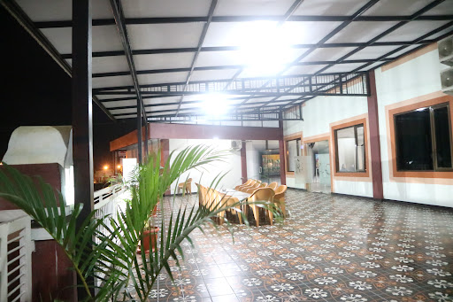 Raushan Hotel