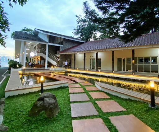 Jatiluhur Valley & Resort Lake view