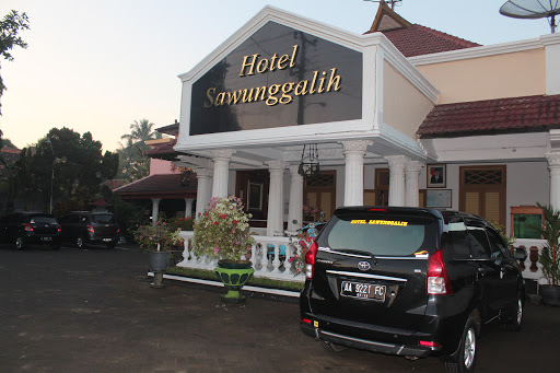 Hotel Sawunggalih Kutoarjo