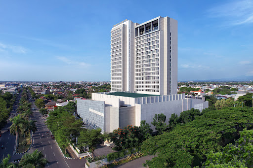 Grand Mercure Solo Baru