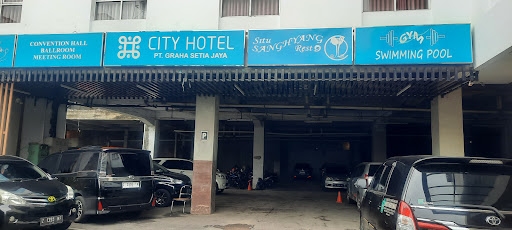 City Hotel