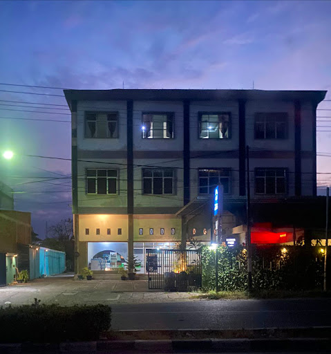 ALFAJRI HOMESTAY SYARIAH