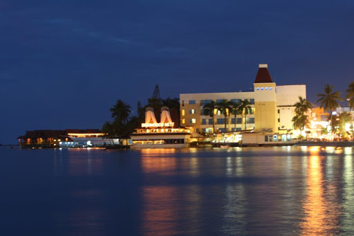 Hotel Makassar Golden