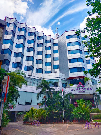 Almadera Hotel Makassar