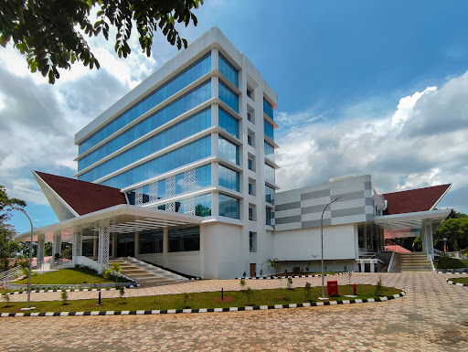 Unhas Hotel & Convention