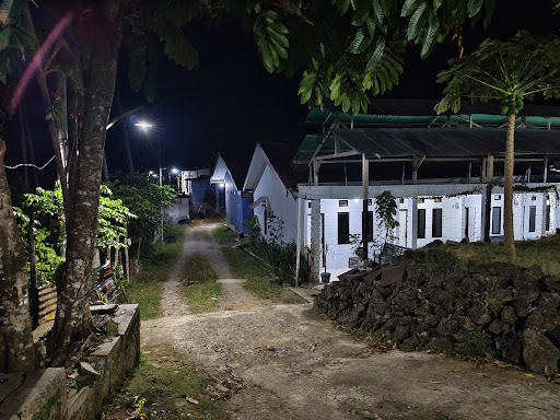 Kos Kost / Penginapan Mamuju - Harian Mingguan Bulanan (SANTRIN KOST)