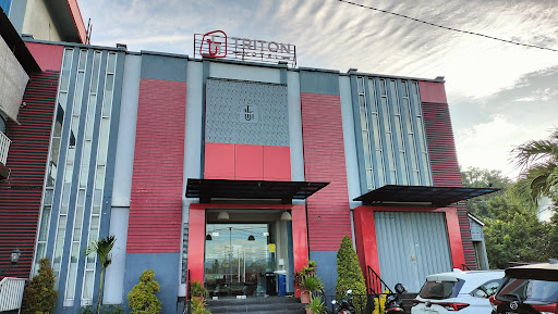 Hotel Triton