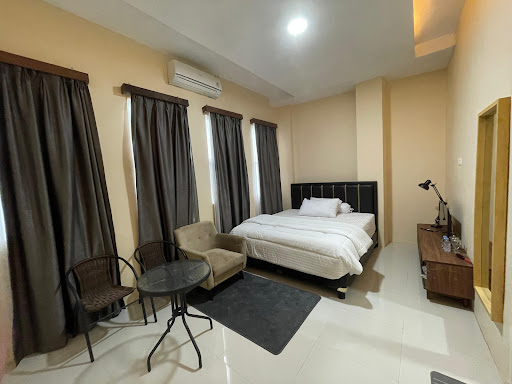 Parenium Hotel