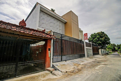 OYO 90820 Madania Guesthouse