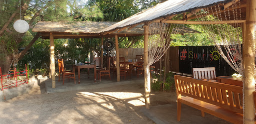 Sunrise Hotel Larantuka