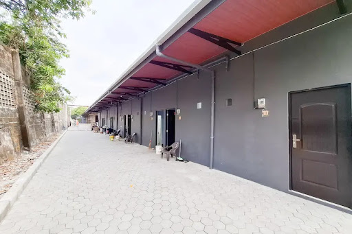 Hotel SidoJoyo near Sunrise Mall Mitra RedDoorz