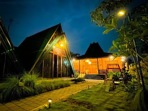 HARMONY MAGELANG