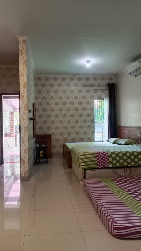 Alif House Syariah Redpartner near Taman Dayu Pandaan