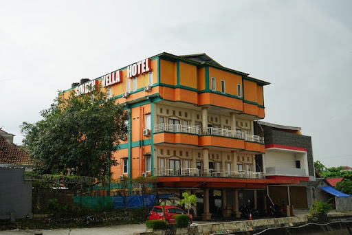 OYO 624 Hotel Golden Vella