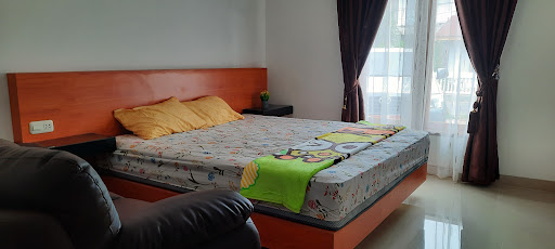 Hanagura Homestay