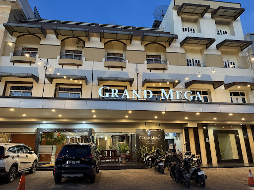 Grand Mega Hotel