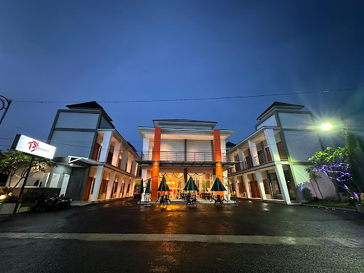 Brodam's Guest House & Cafe