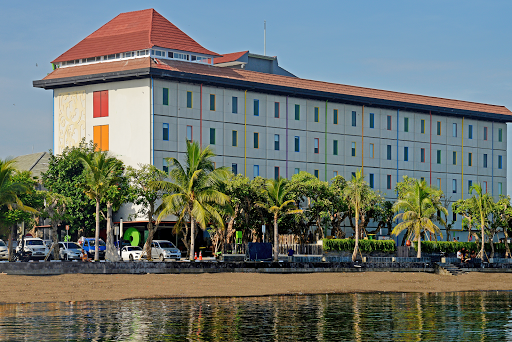 Singaraja Beach Hotel