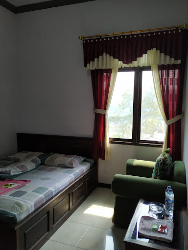 Penginapan Ngebel Indah