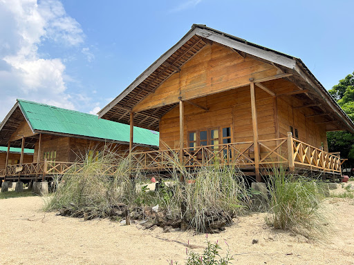 Tandobone bungalows