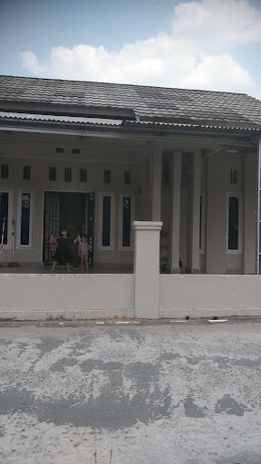 Bondan & Aya ‘s Family