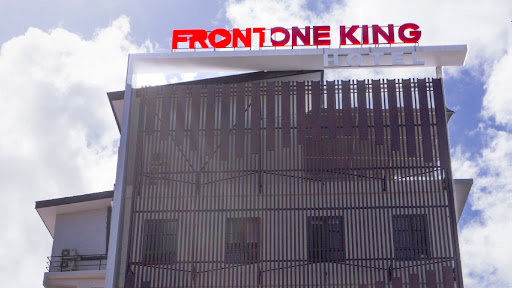 FRONT ONE KING HOTEL